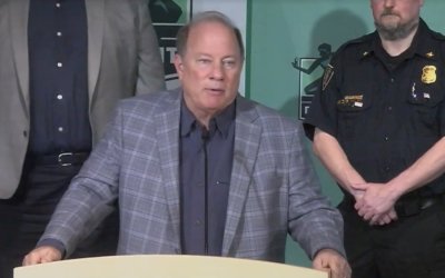 Mayor Duggan announces plan to build $5 million building for Detroit Animal Care and Control